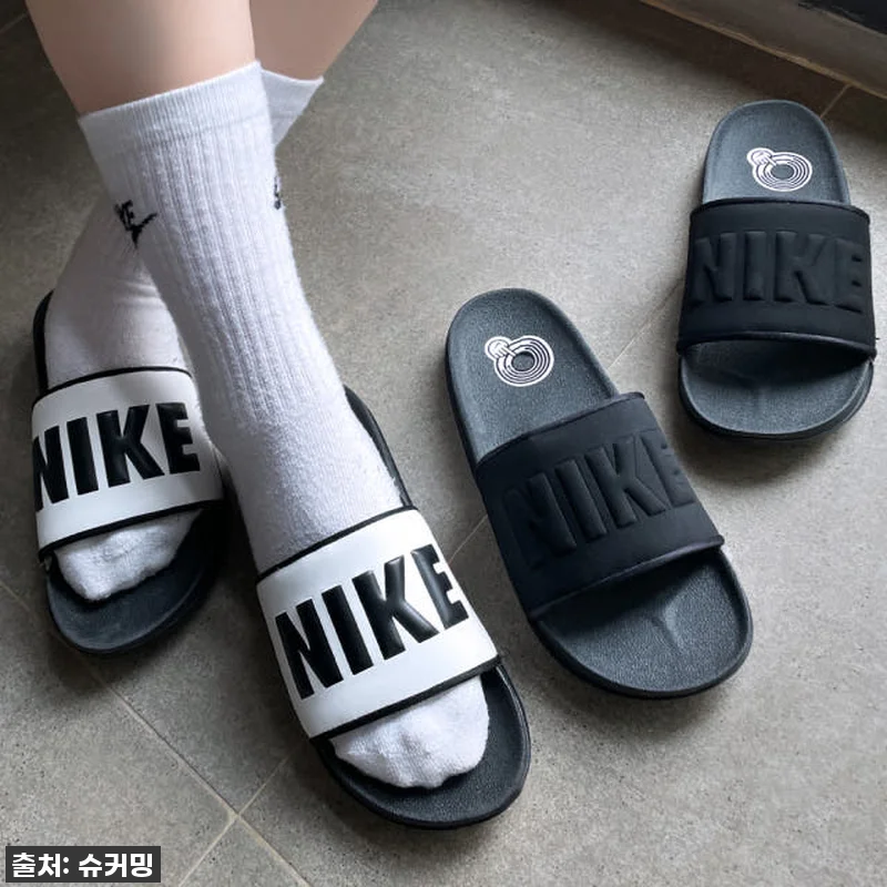 이슈템 등극! 나이키 캄 슬라이드 오 관련 이미지 8