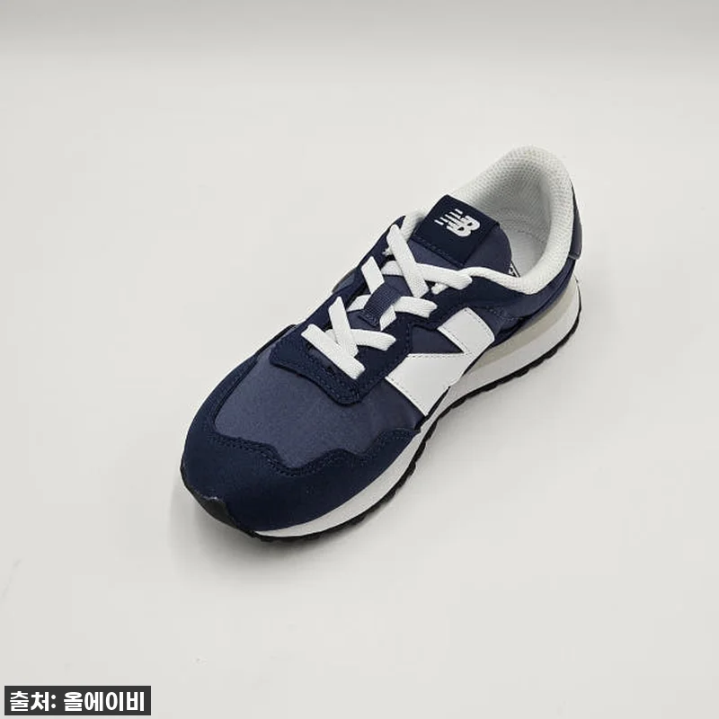 우리 아이 첫 운동화👟 뉴발란스 키즈 관련 이미지 4