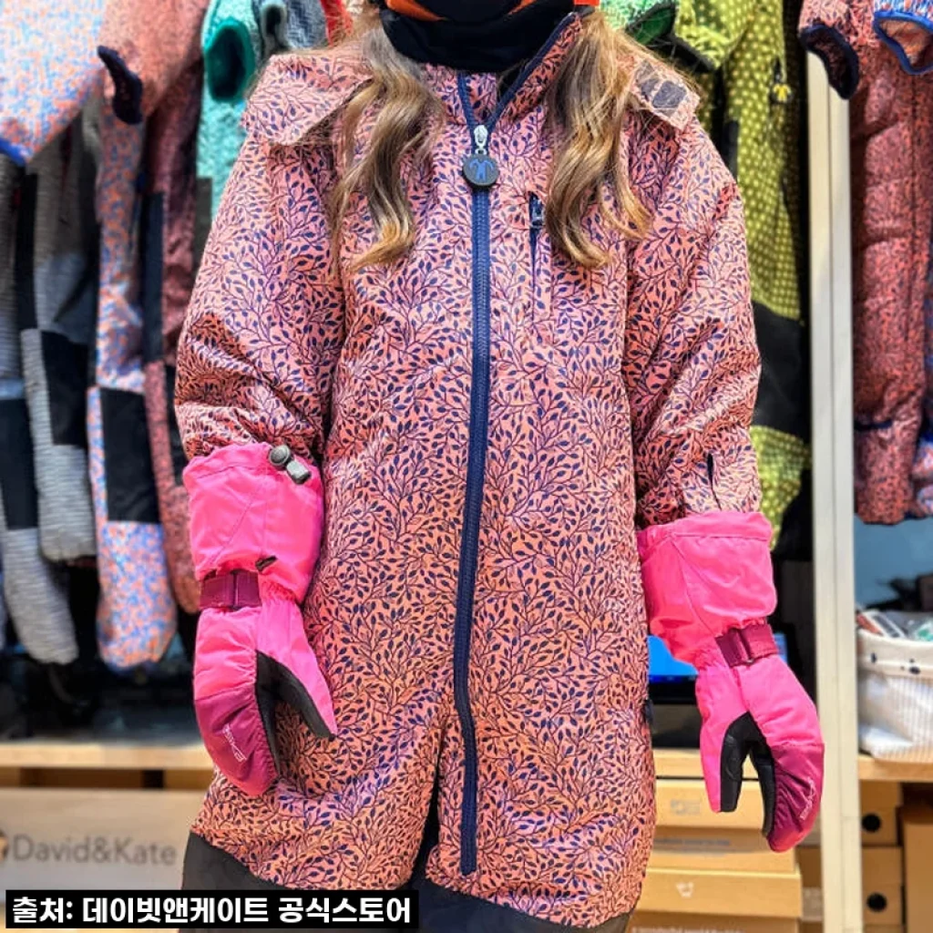 우리 아이 겨울 스키장 핵인싸 등극? 데이빗앤케이트 주니어 올인원 스키복 PIP 장갑 세트, 품절 임박 전 겟하세요!