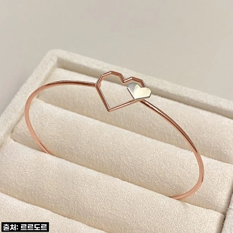 이 가격 실화?! 14K 투톤 하트 뱅글 레이어드 팔찌, 품절되기 전에 무조건 겟하세요!