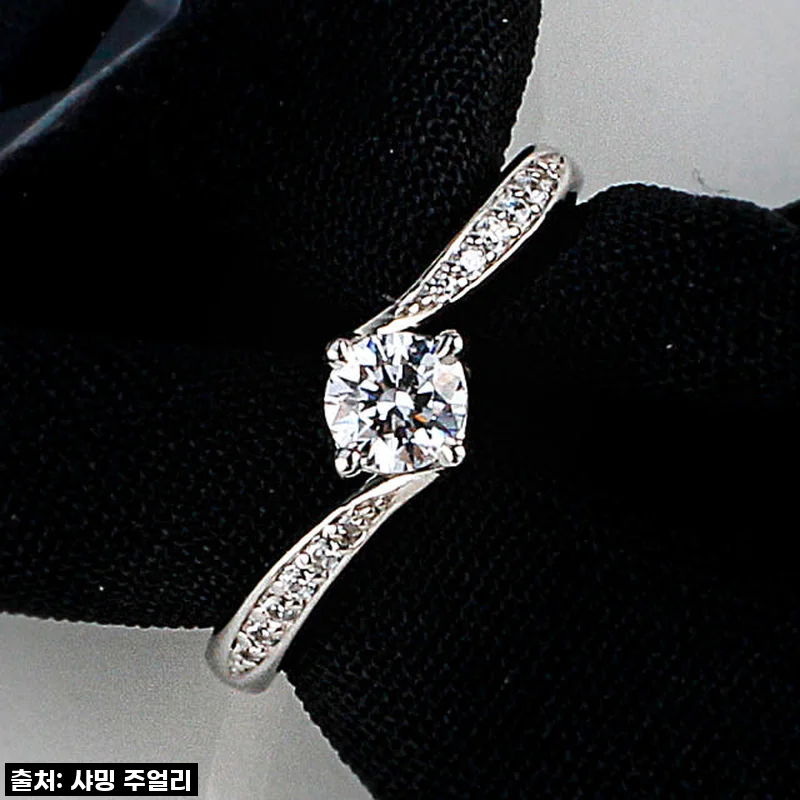 ✨영롱함 그 자체! 3부 5부 다이아 반지, 잊지 못할 기념일 선물로 딱!✨