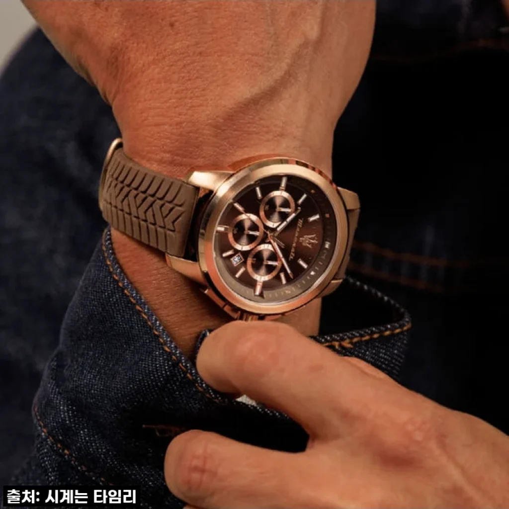 [Italian Design] 마세라티 남자 SUCCESSO 고무 클래식 손목 패션 방수 야광시계 브라운