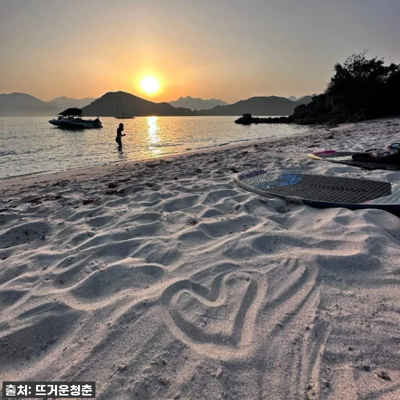 짜릿한 웨이크서핑과 에메랄드빛 해변, 관련 이미지 1