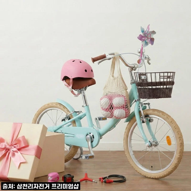 2025 삼천리 18 딩고 - 새벽배송 사은품 패키지 아동용 어린이 네발자전거