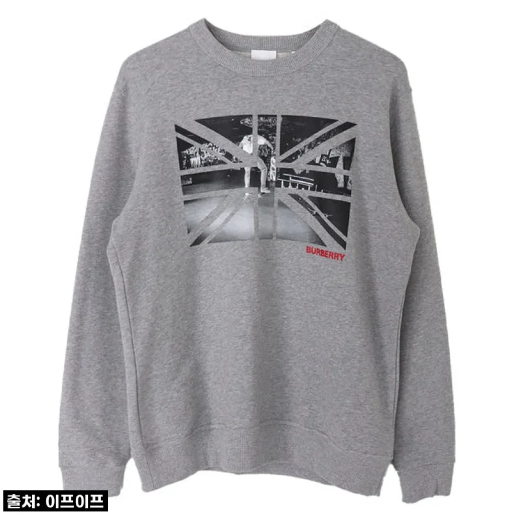 버버리 유니온 잭 로고 프린팅 맨투맨 사용후기 - 세련된 스타일과 편안함의 조화