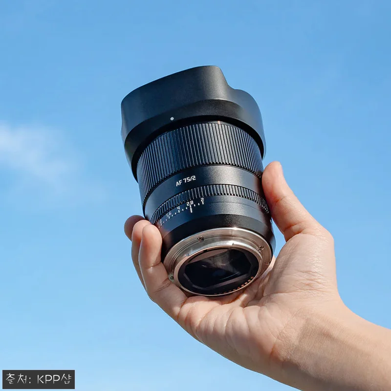 티티아티산 AF 75mm F2 렌즈 관련 이미지 1